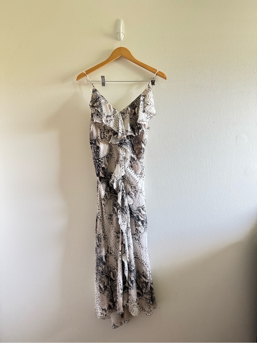 Haute Hippie Silk Snake-Print Ruffle Slip Midi Dress size Large - Picture 6 of 14